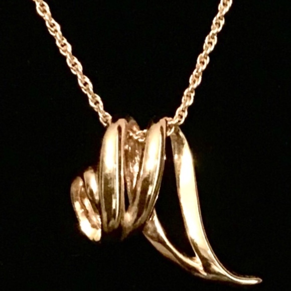 Vintage Necklace w/FREE Earrings (Clip) - Picture 5 of 5